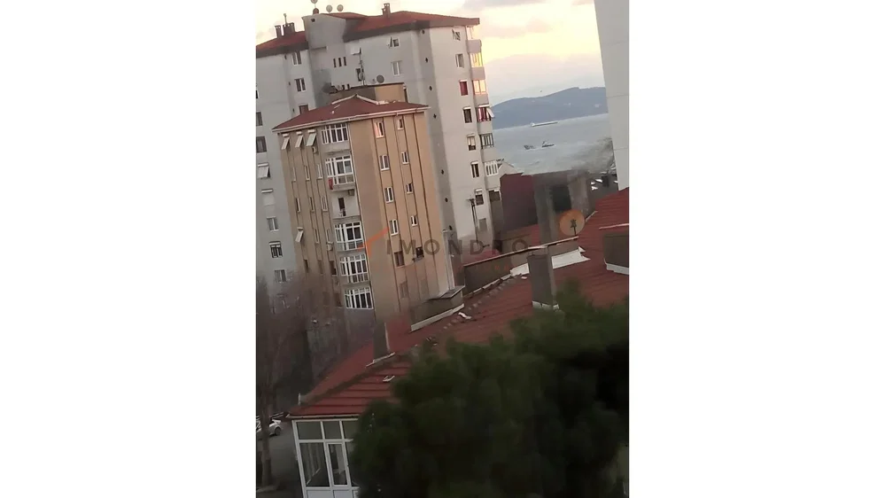أخرى