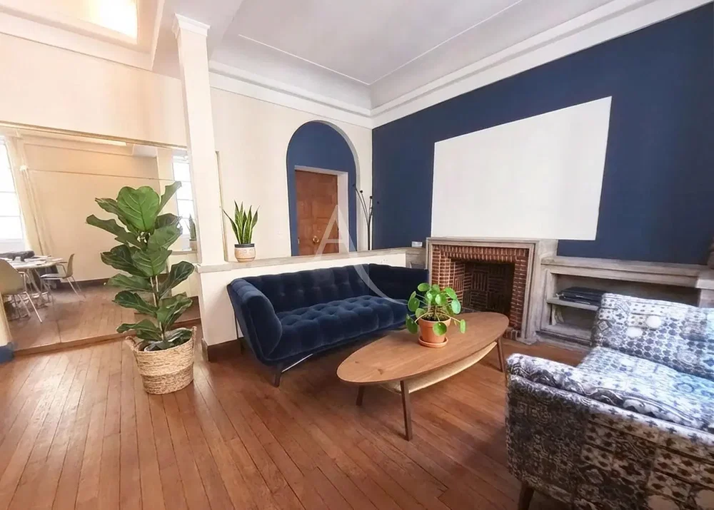 Salon