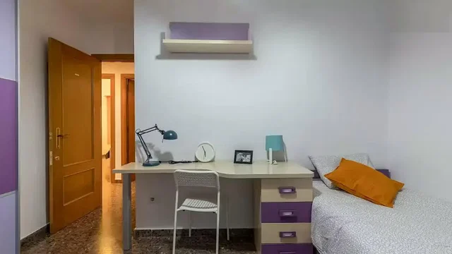 Хол