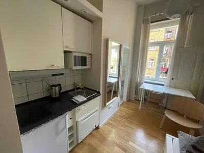 Хол