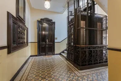 Salon