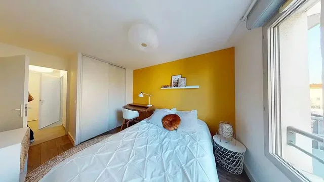 Хол