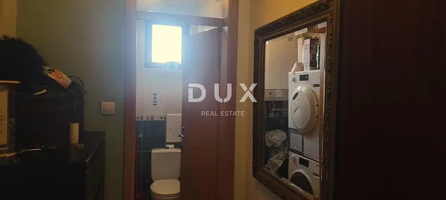 Хол