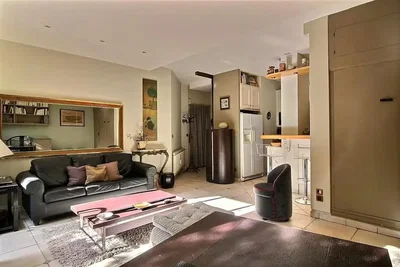 Salon