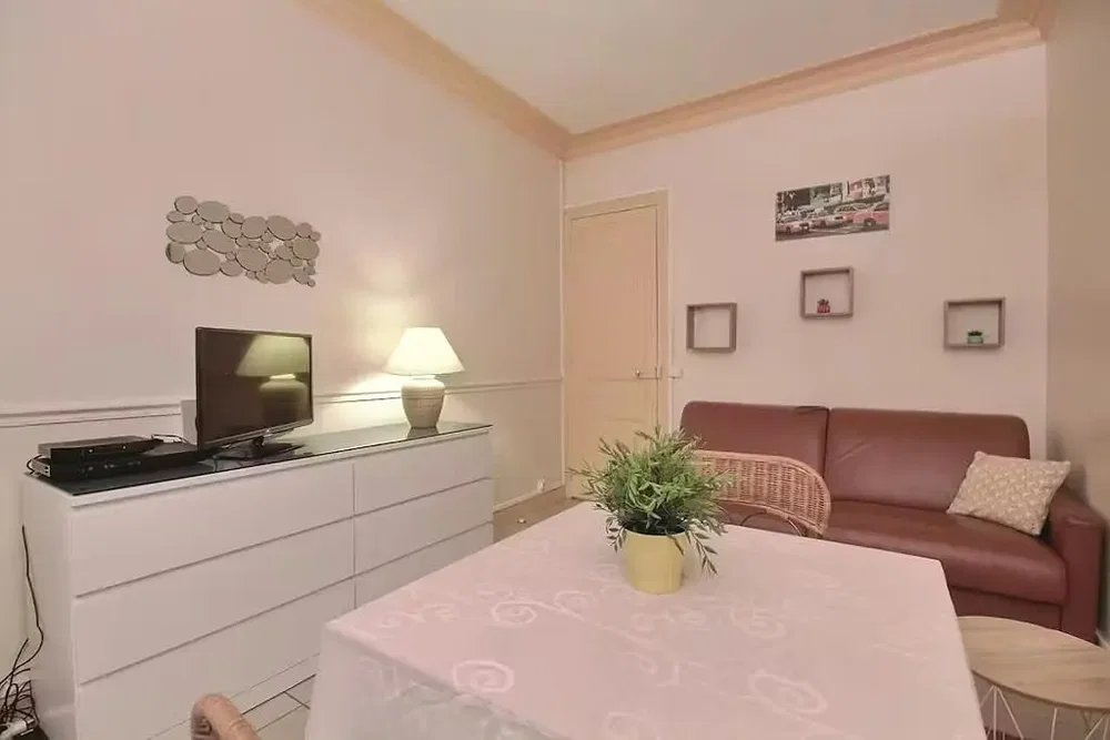 Salon