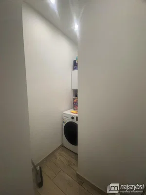 أخرى