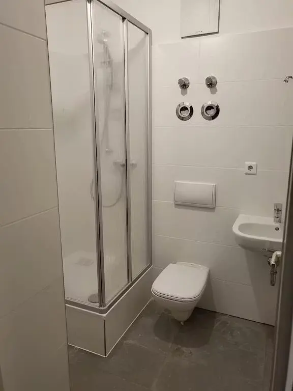 Хол