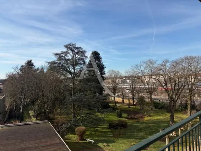 Хол