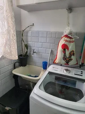 أخرى