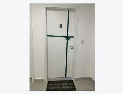 أخرى