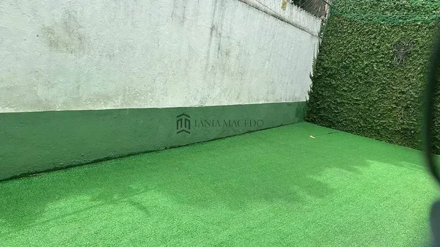 أخرى