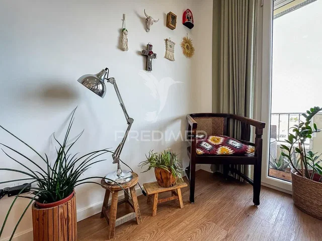أخرى