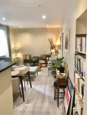 Salon