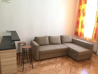 Хол