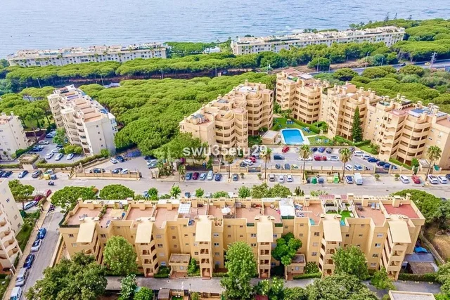 أخرى