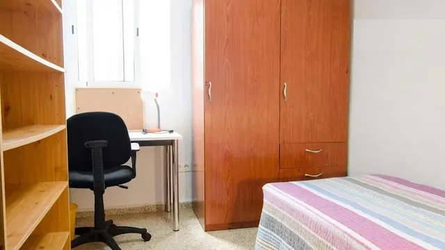 Хол