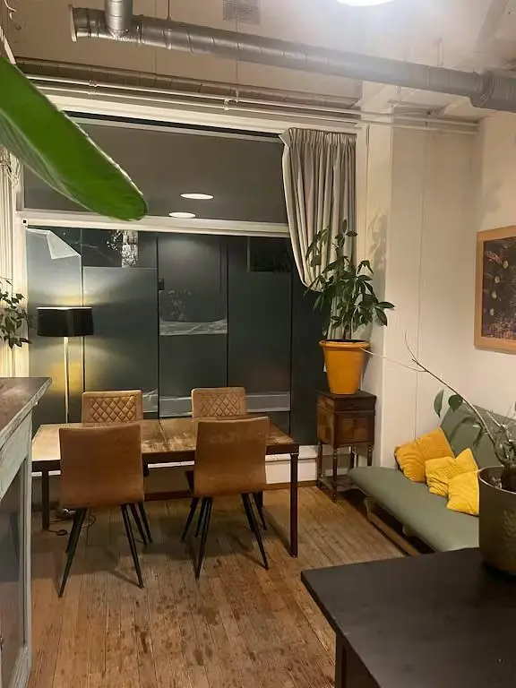 Salon
