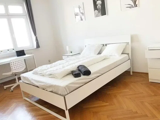 Хол