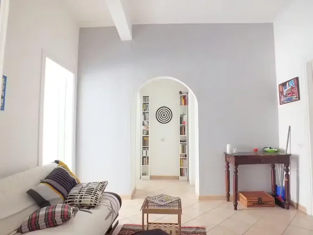Хол