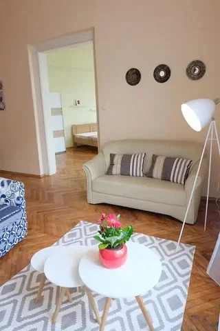 Хол