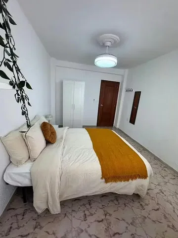 Хол