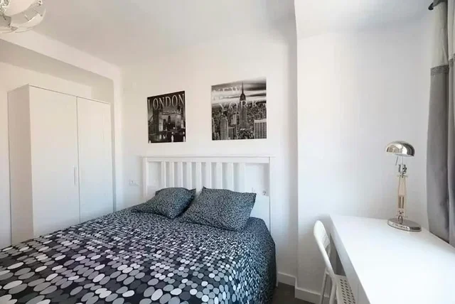 Хол