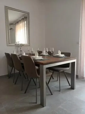 Хол