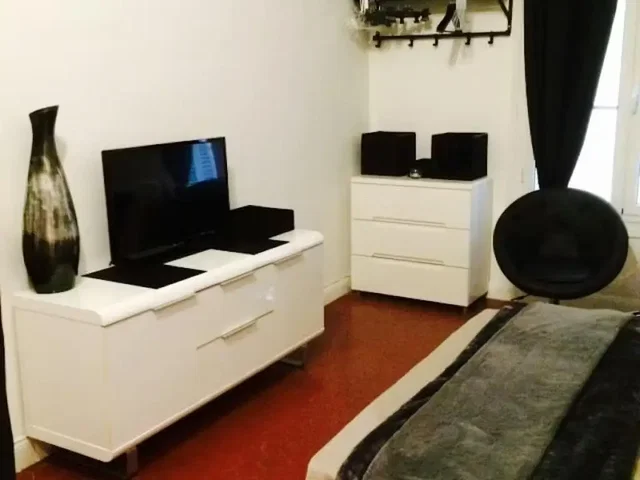 Salon