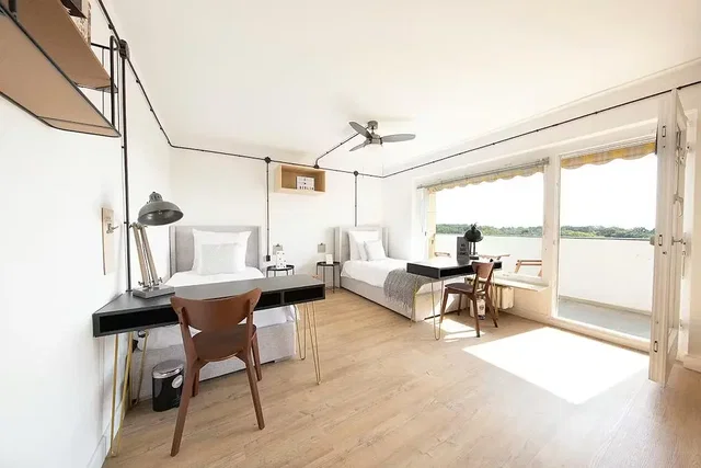 Salon