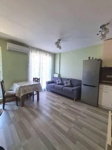 Хол