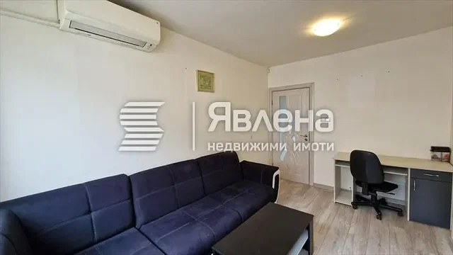 Хол