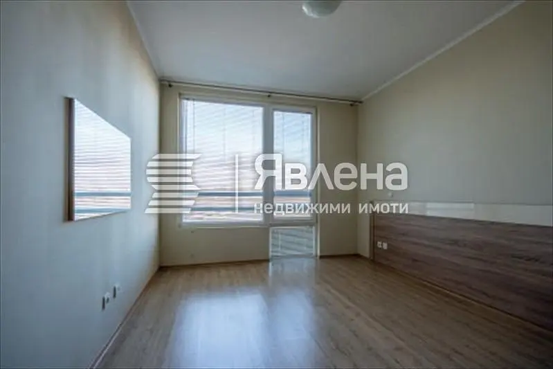 Хол