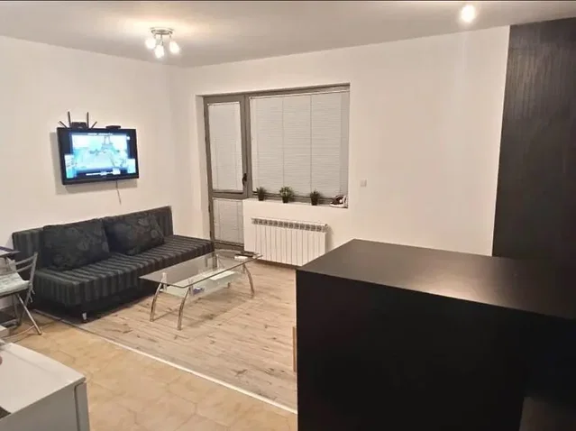 Хол