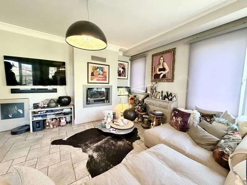 Salon