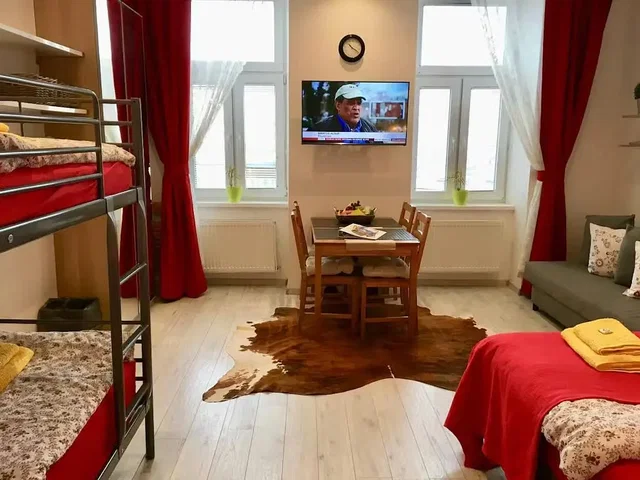 Хол
