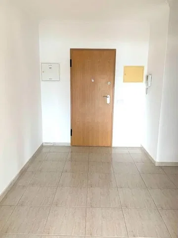 Хол