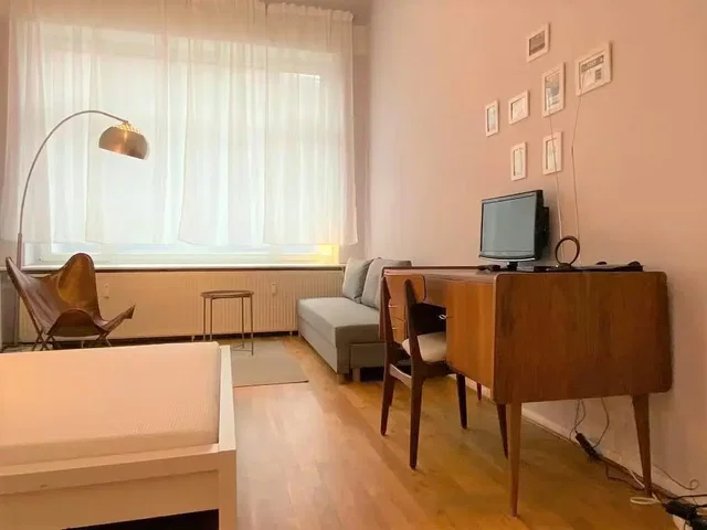 Хол