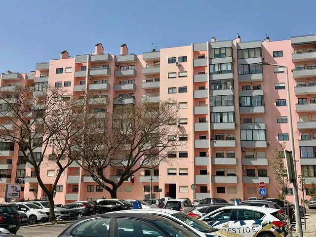 Хол