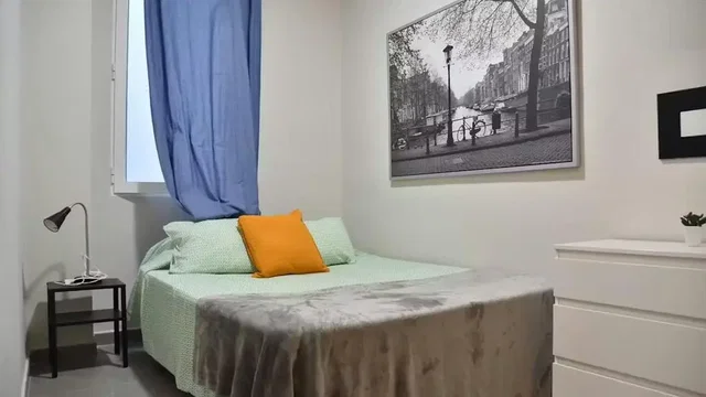 Хол
