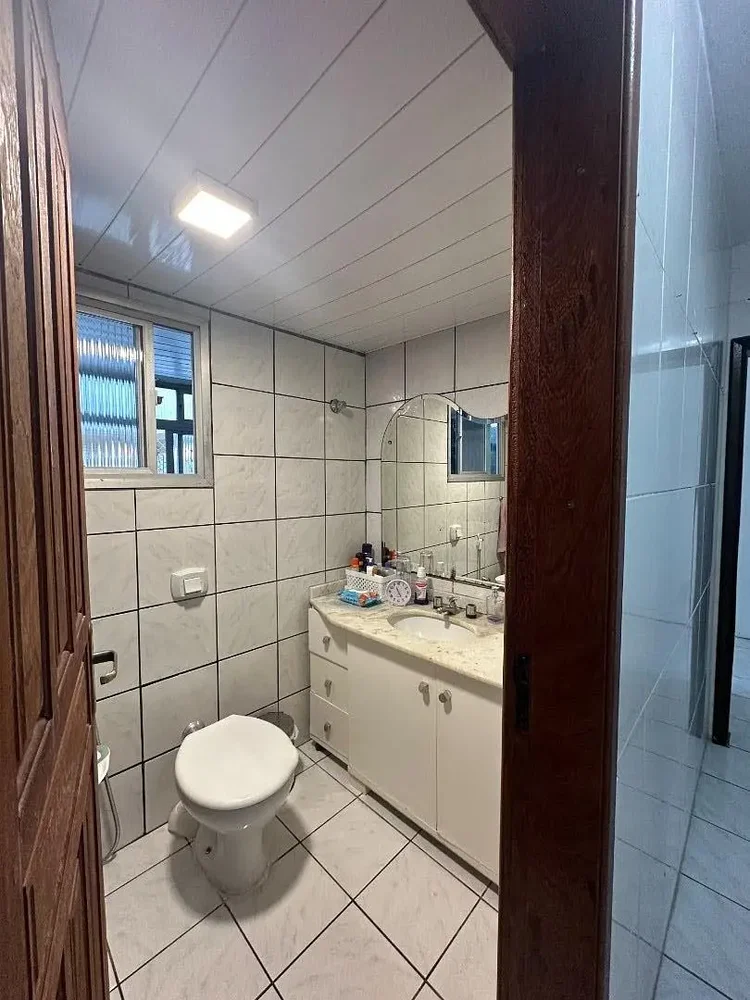 أخرى