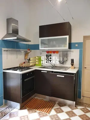 أخرى