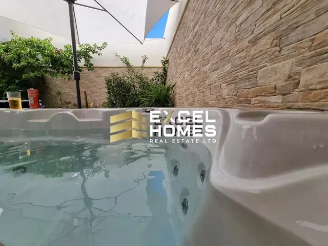 أخرى
