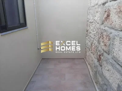 أخرى