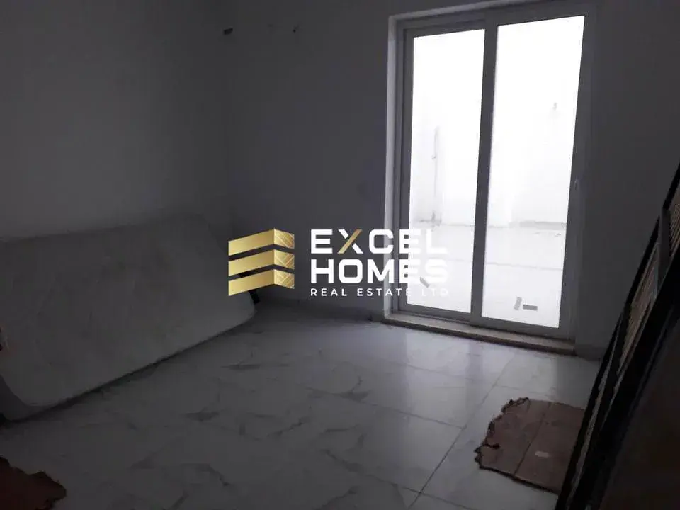 أخرى