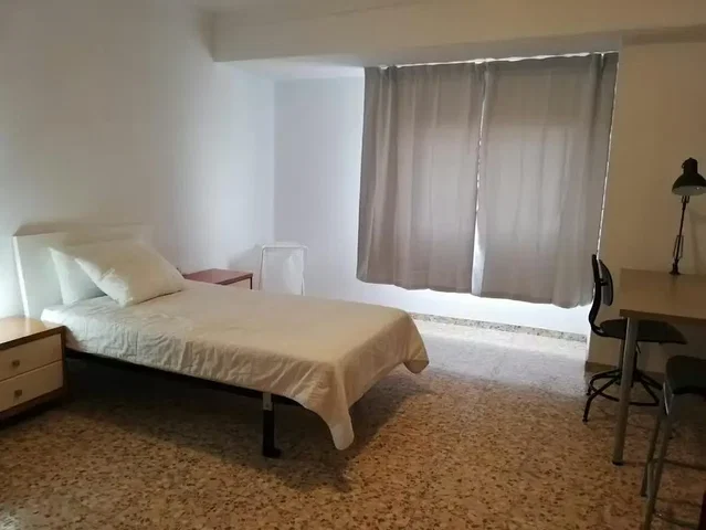 Хол