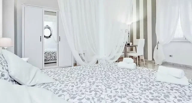 Хол