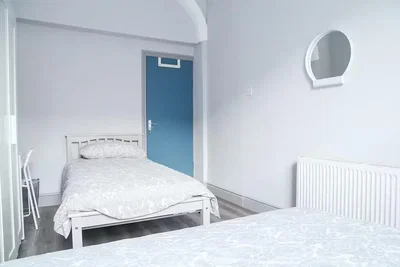 Хол