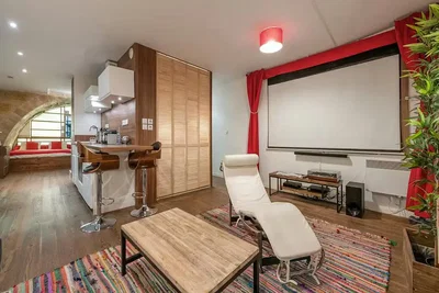 Salon