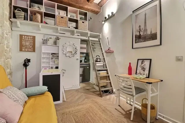 Salon