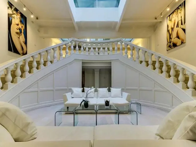 Salon